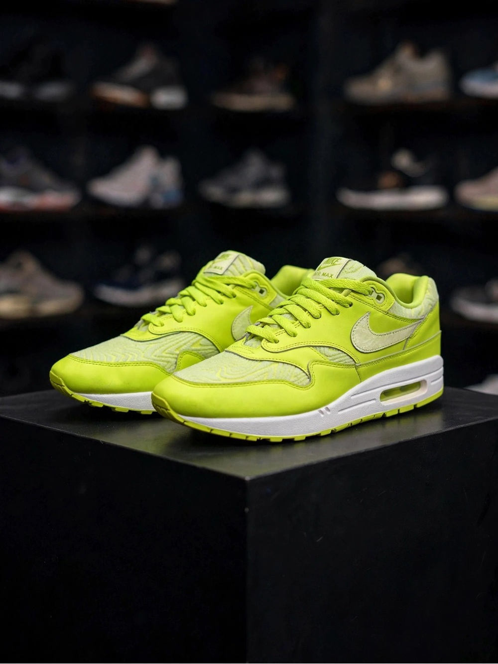 Nike Air Max 1 PRM ‘Topography/Volt' (2023)